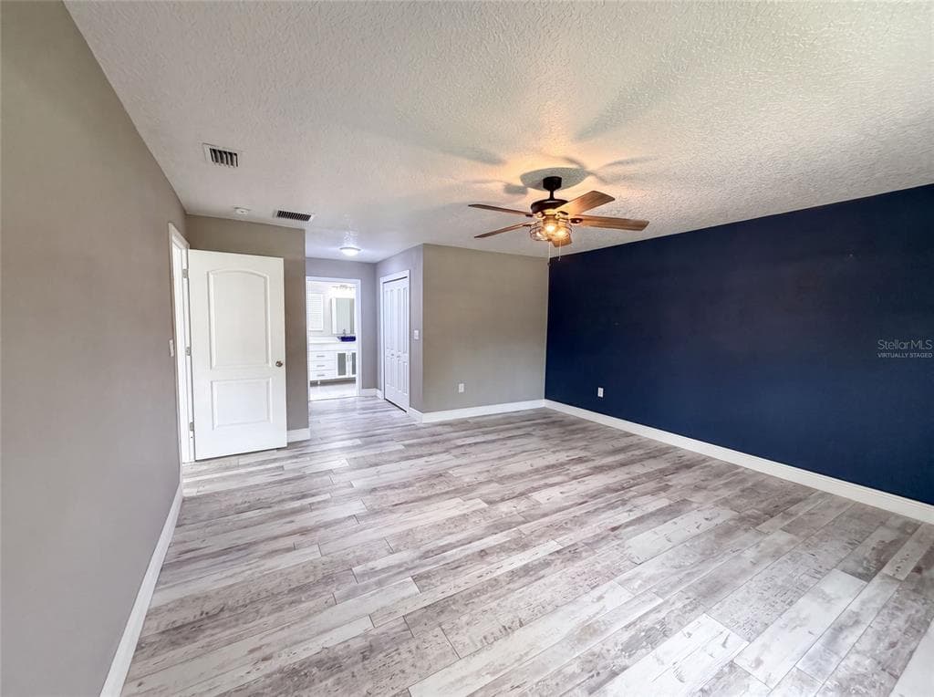 1044 E LOMBARDY DRIVE, DELTONA, FL 32725 — zdjęcie 4
