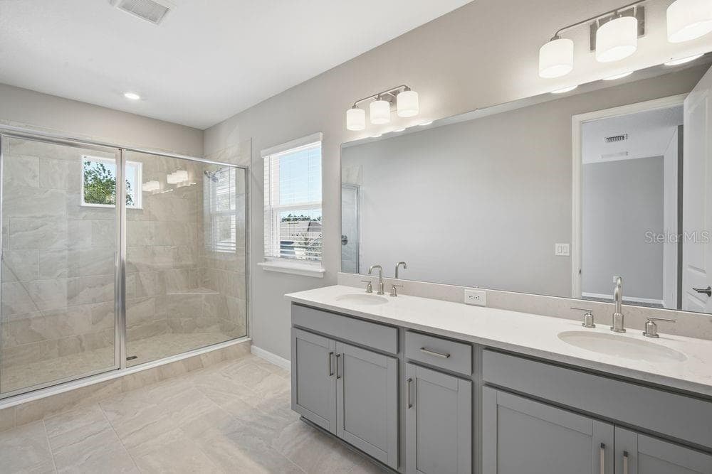 1678 TRAILHEAD LANE, ZEPHYRHILLS, FL 33541 — zdjęcie 4