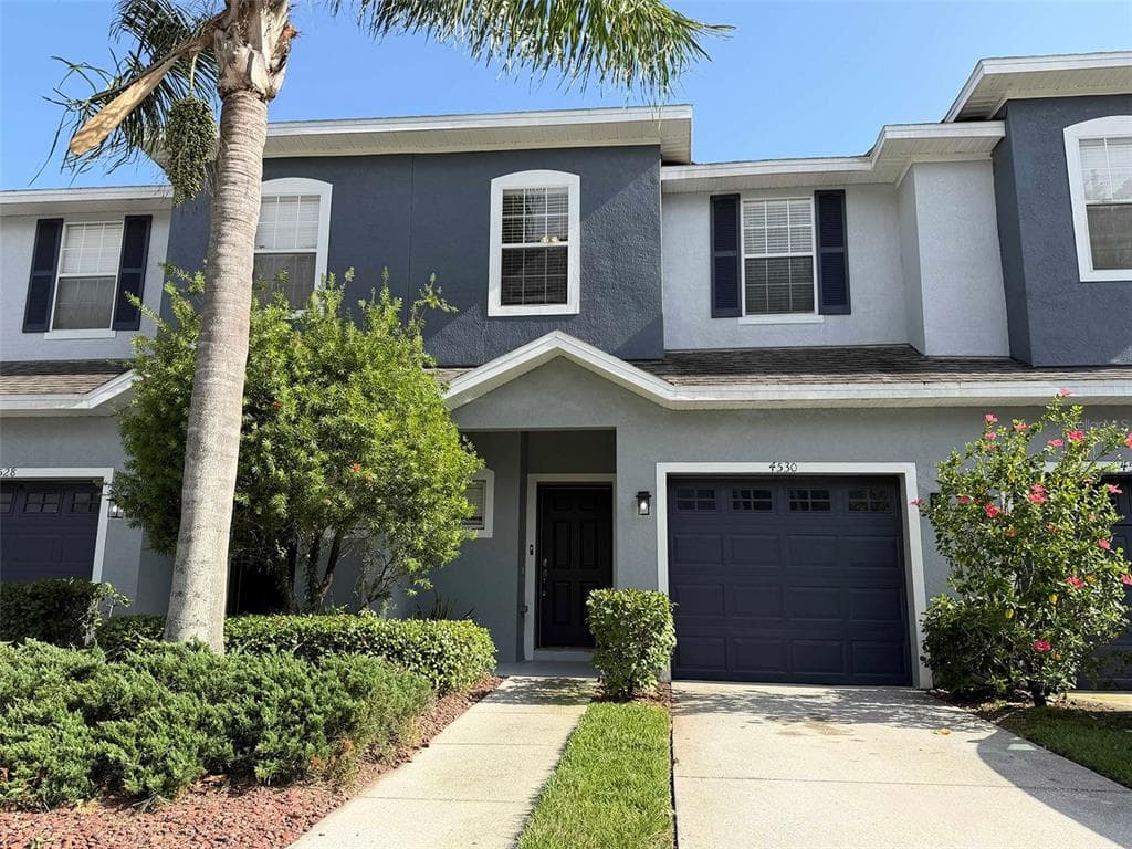 4530 AMBERLY OAKS COURT, TAMPA, FL 33614