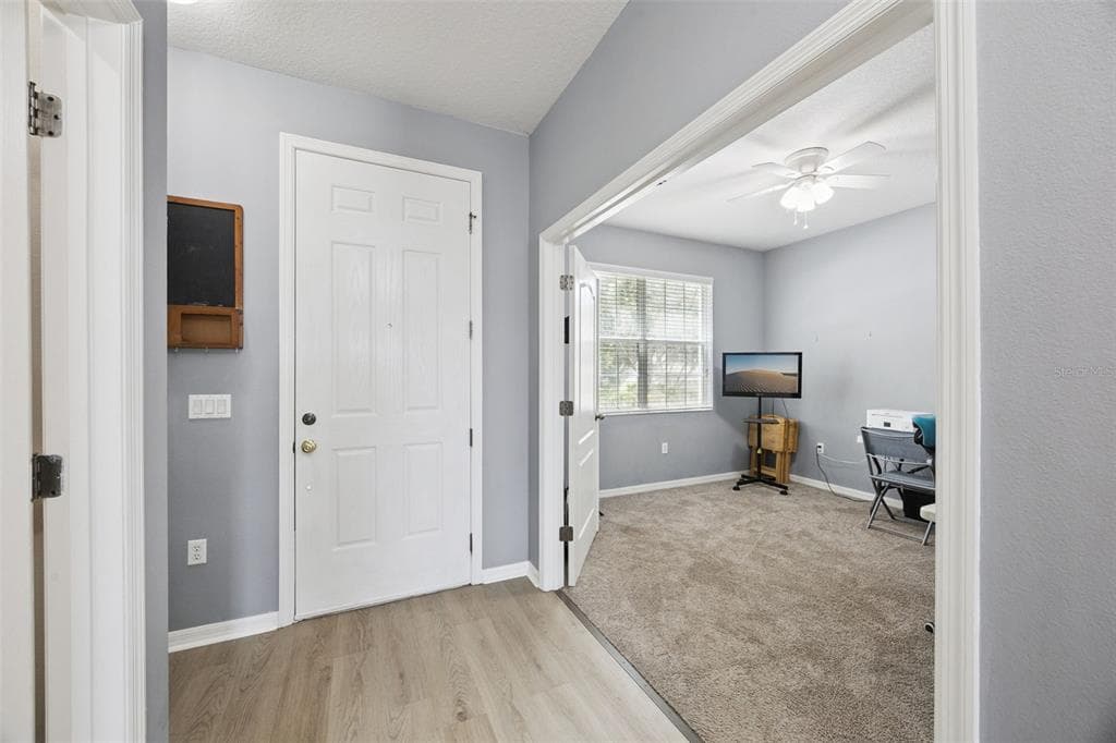 381 MISTY OAKS LANE, EUSTIS, FL 32736 — zdjęcie 4