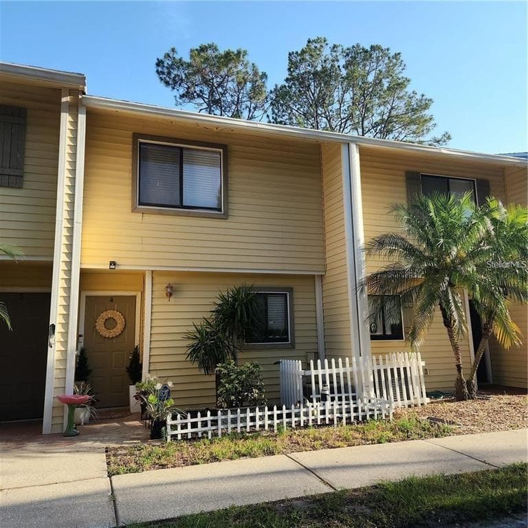 22630 GAGE LOOP # 4, LAND O LAKES, FL 34639 — zdjęcie 2
