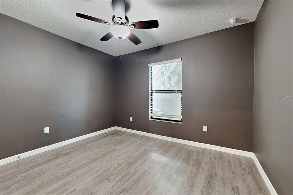 26463 MOTT AVENUE, BROOKSVILLE, FL 34602 — zdjęcie 5