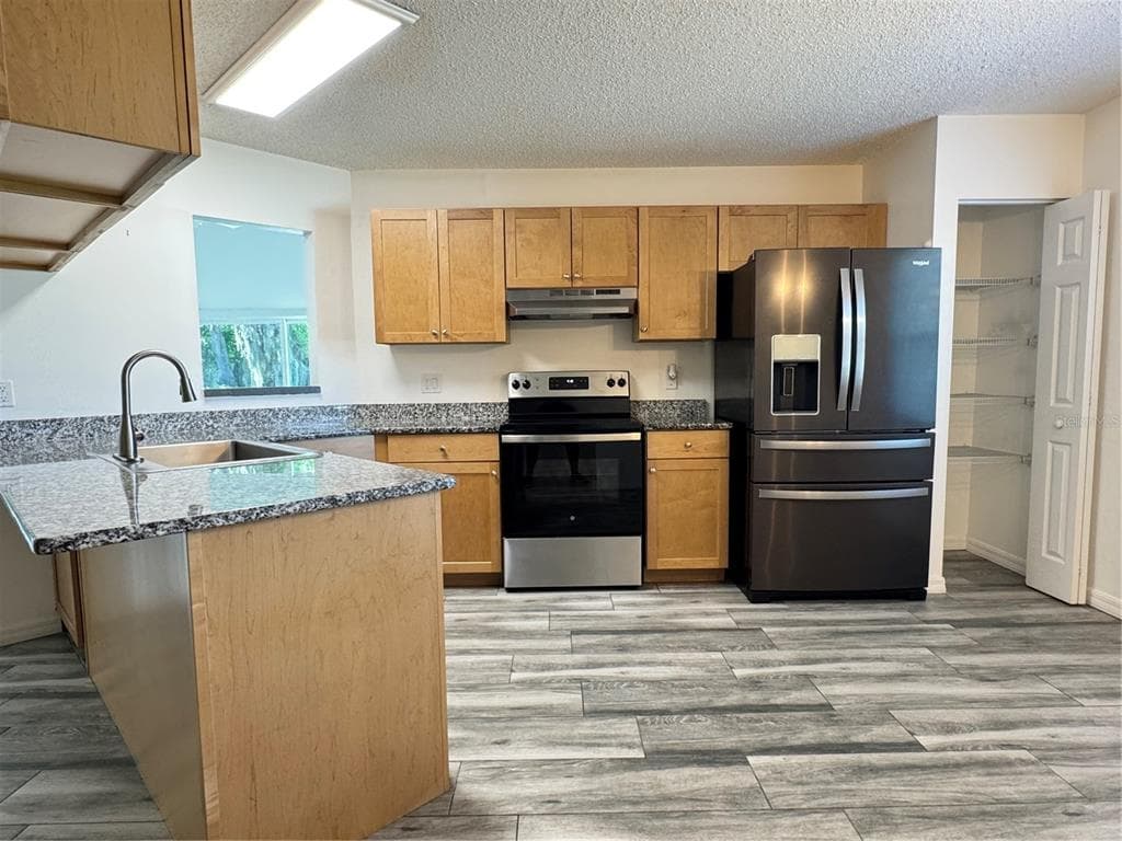 215 FERNWOOD ST, LEESBURG, FL 34748 — zdjęcie 3
