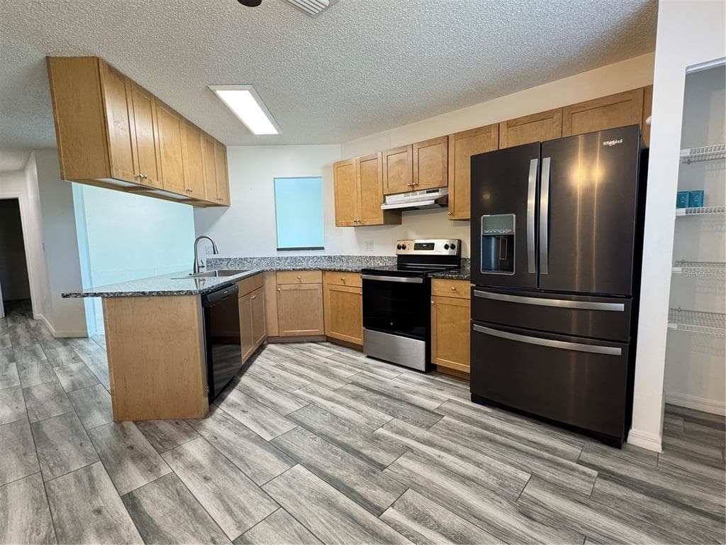 215 FERNWOOD ST, LEESBURG, FL 34748 — zdjęcie 4