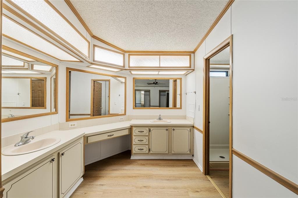 1004 ANN AVENUE, LADY LAKE, FL 32159 — zdjęcie 4
