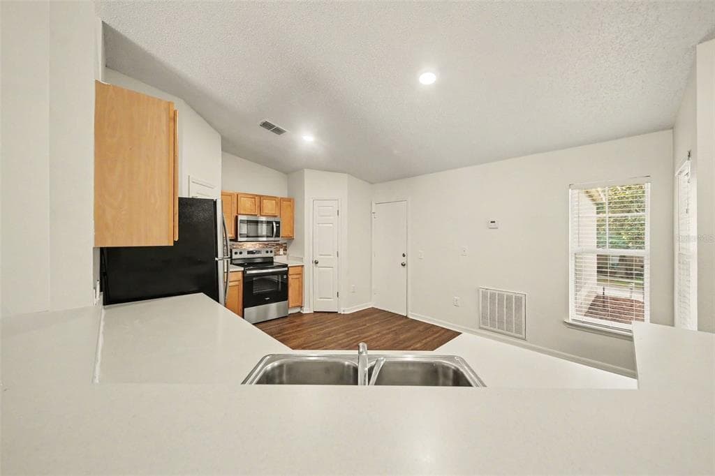 909 BRISTLE CONE COURT, MINNEOLA, FL 34715 — zdjęcie 4