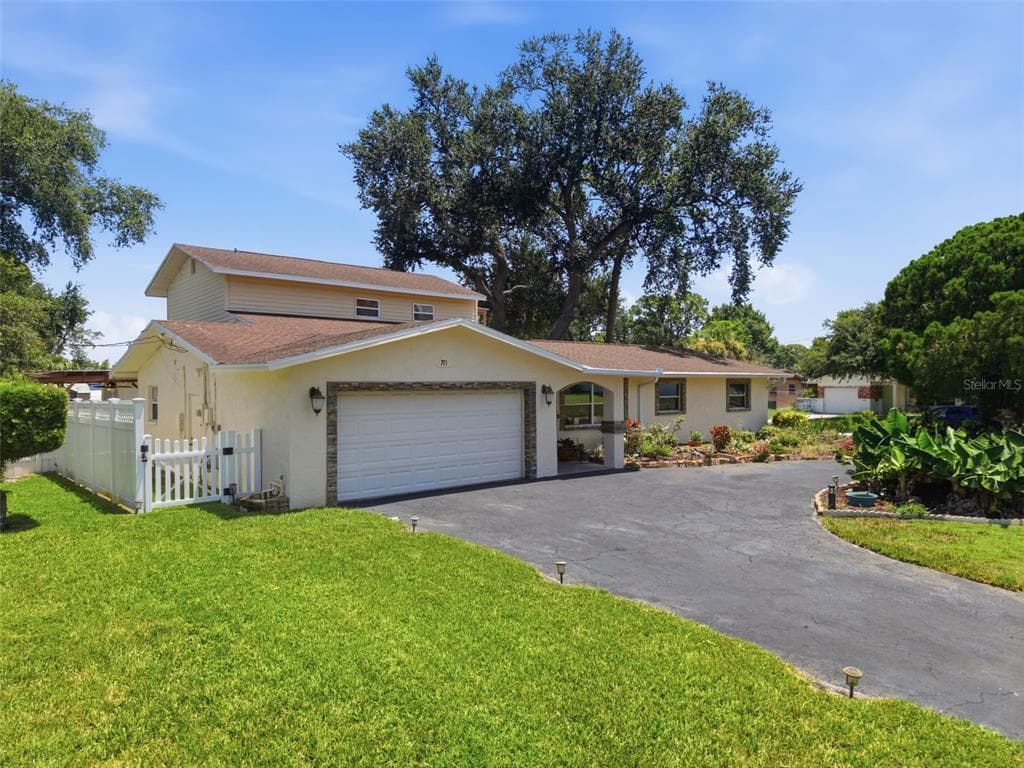 701 58TH AVENUE S, ST PETERSBURG, FL 33705 — zdjęcie 3