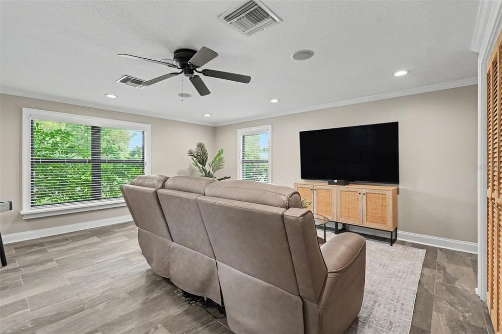 475 HOLLY HILL ROAD, OLDSMAR, FL 34677 — zdjęcie 3