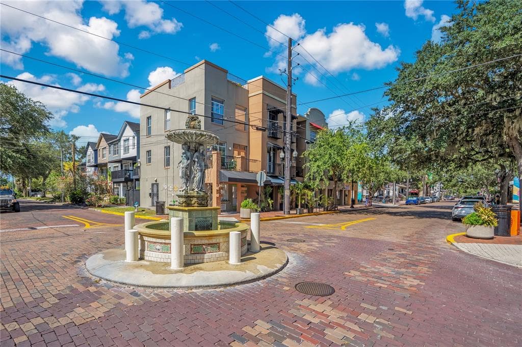 828 E WASHINGTON STREET, ORLANDO, FL 32801 — zdjęcie 3