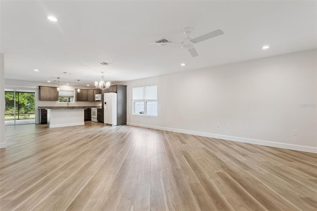 209 JEAN STREET, TAVARES, FL 32778 — zdjęcie 5