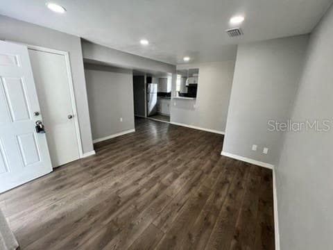5750 10TH STREET N, ST PETERSBURG, FL 33703 — zdjęcie 2