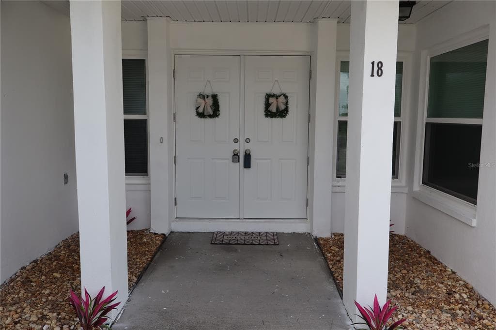 18 GOLFVIEW COURT, ROTONDA WEST, FL 33947 — zdjęcie 3