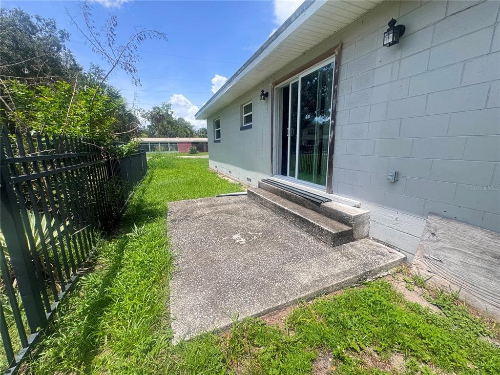 1700 S OLEANDER AVENUE, SANFORD, FL 32771 — zdjęcie 2