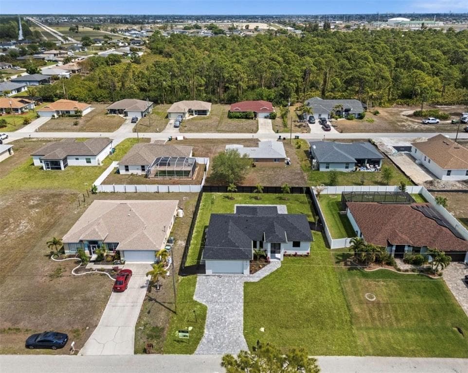 409 NW 25TH PLACE, CAPE CORAL, FL 33993 — zdjęcie 5
