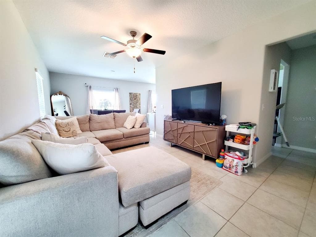 7026 SAMUEL IVY DRIVE, TAMPA, FL 33619 — zdjęcie 4