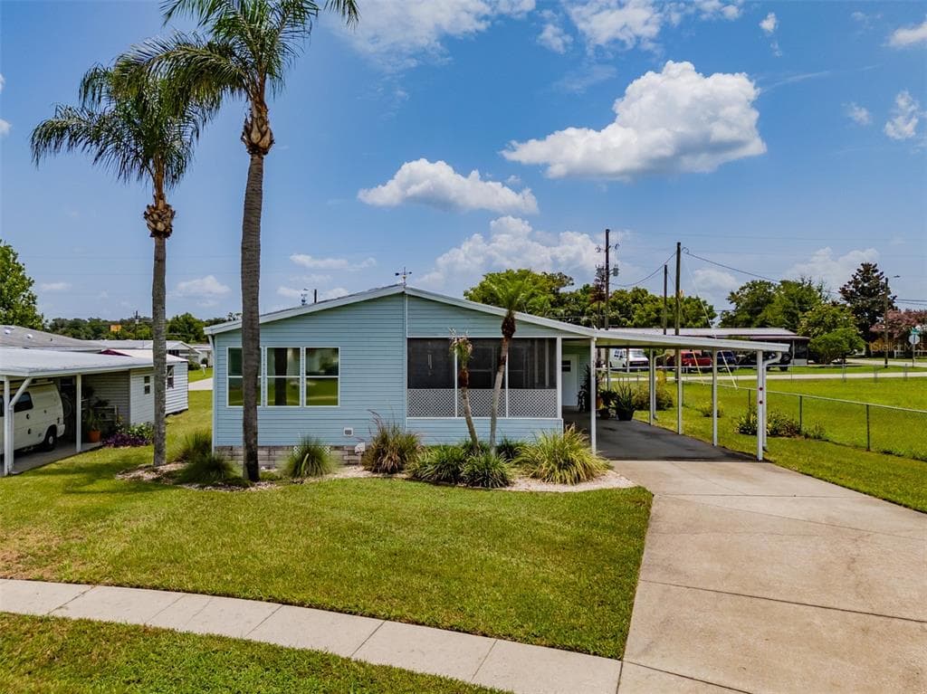 37716 NEWPORT DRIVE, ZEPHYRHILLS, FL 33542 — zdjęcie 5