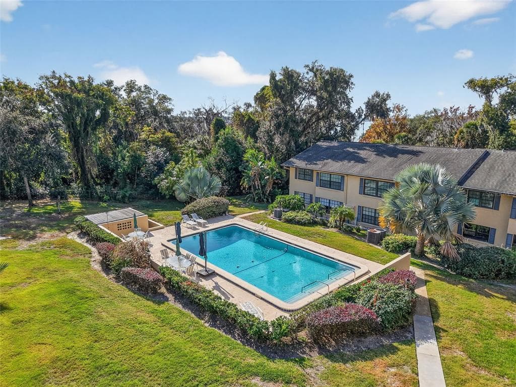 110 N TREMAIN ST # 105, MOUNT DORA, FL 32757 — zdjęcie 5