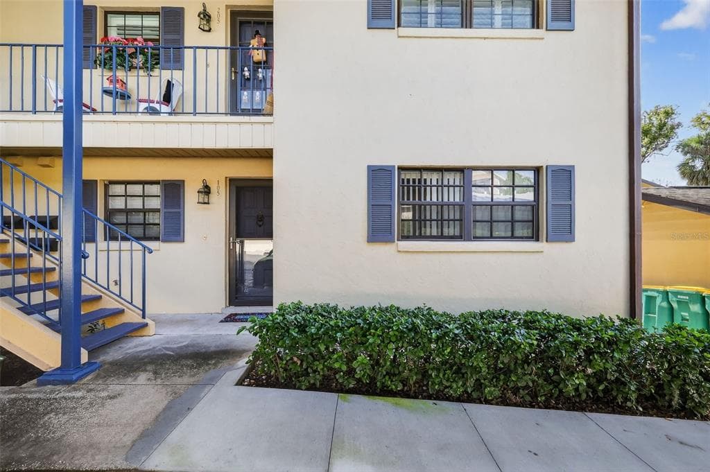 110 N TREMAIN ST # 105, MOUNT DORA, FL 32757 — zdjęcie 4