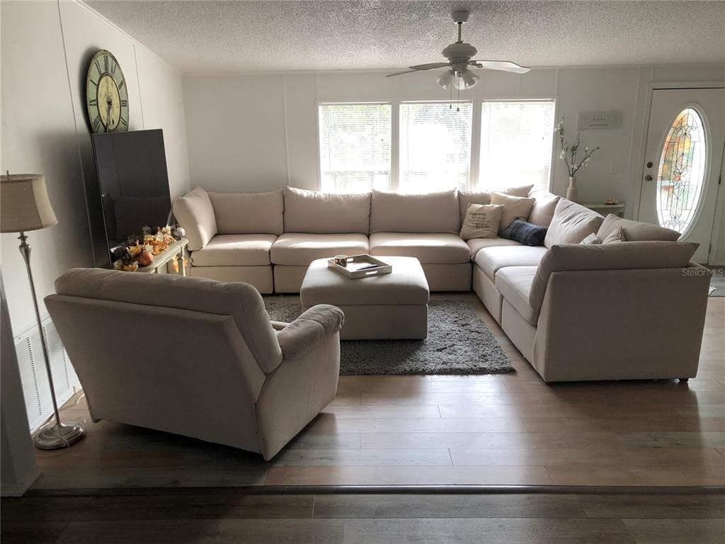265 W MCCLENDON ST, LADY LAKE, FL 32159 — zdjęcie 3