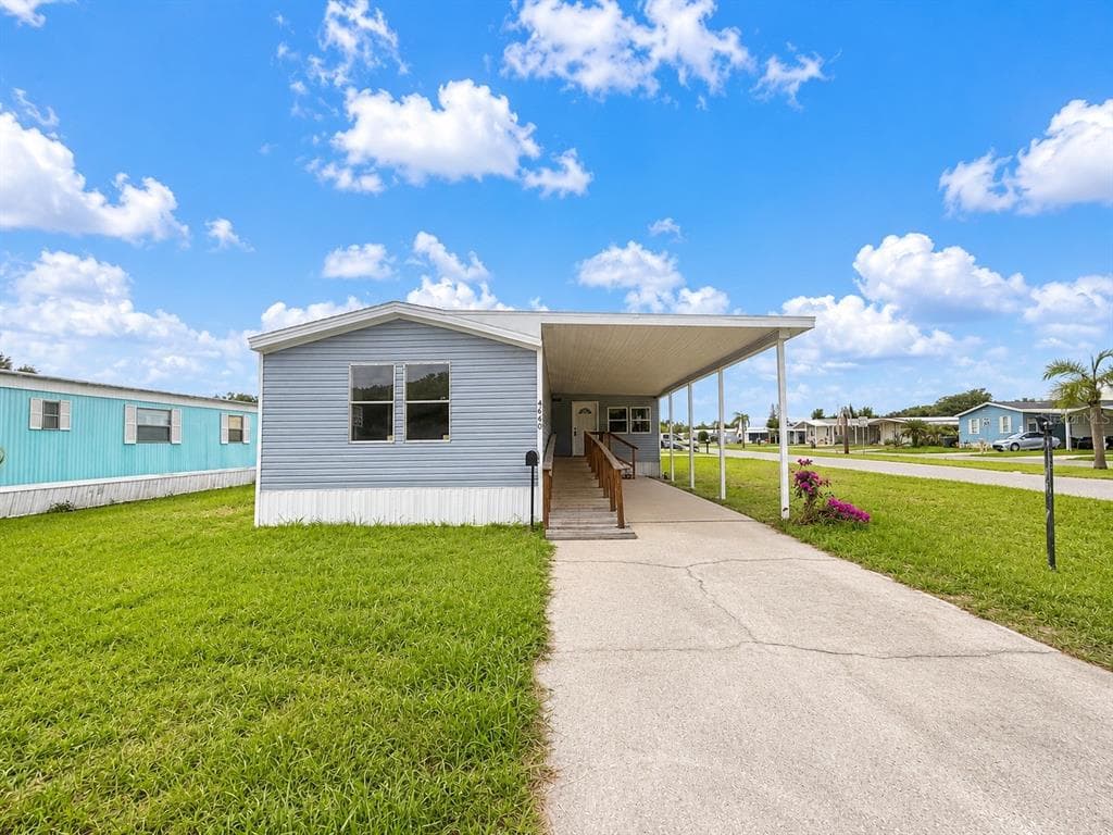 4640 CALOOSA BOULEVARD, LAKE WALES, FL 33859