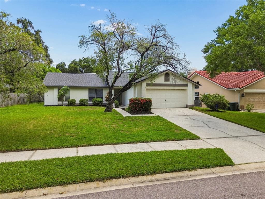 525 WALKER ROAD, SAFETY HARBOR, FL 34695