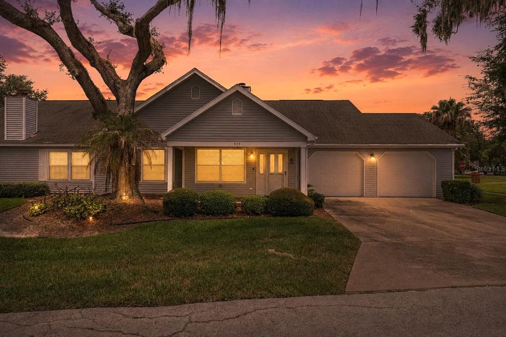 925 BEVERLY HARBORS DRIVE, LEESBURG, FL 34748