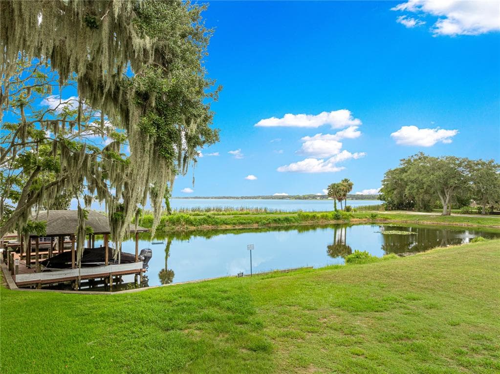 925 BEVERLY HARBORS DRIVE, LEESBURG, FL 34748 — zdjęcie 4