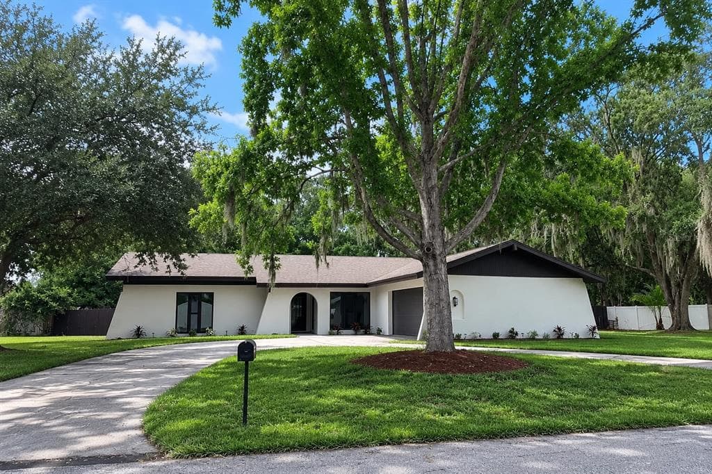 22360 STILLWOOD DRIVE, LAND O LAKES, FL 34639