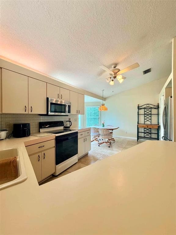 5647 DALTON COURT, NEW PORT RICHEY, FL 34655 — zdjęcie 5