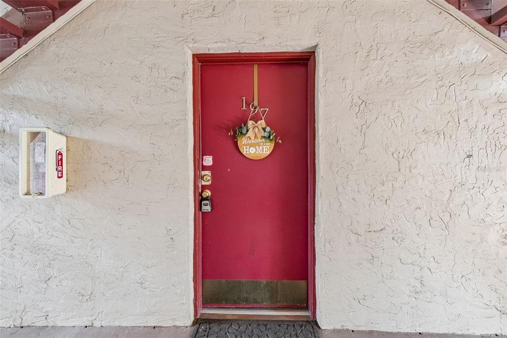 3841 S LAKE DRIVE # 197, TAMPA, FL 33614 — zdjęcie 2