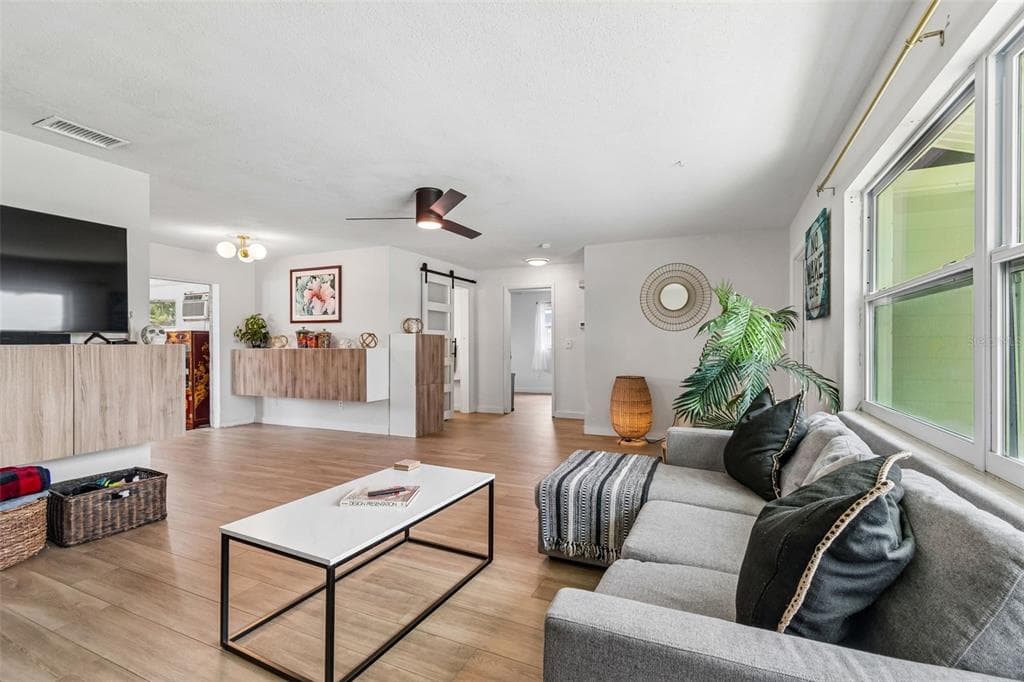 11555 63RD AVENUE, SEMINOLE, FL 33772 — zdjęcie 3