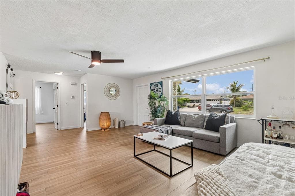 11555 63RD AVENUE, SEMINOLE, FL 33772 — zdjęcie 4