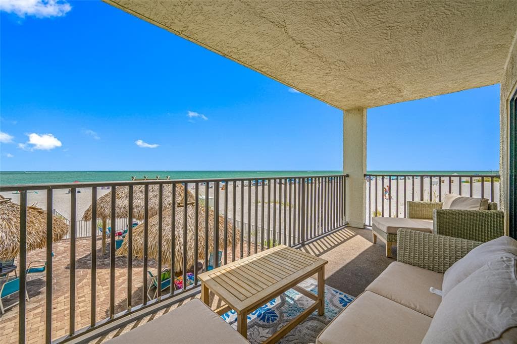 12924 GULF BOULEVARD # 105, MADEIRA BEACH, FL 33708 — zdjęcie 3