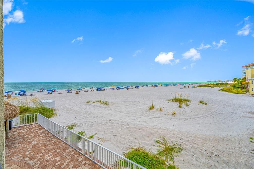 12924 GULF BOULEVARD # 105, MADEIRA BEACH, FL 33708 — zdjęcie 5