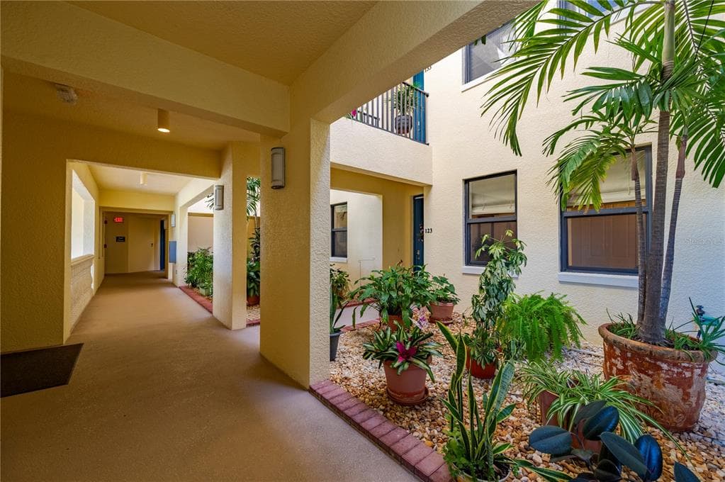 1340 ROCK DOVE COURT # 123, PUNTA GORDA, FL 33950 — zdjęcie 3
