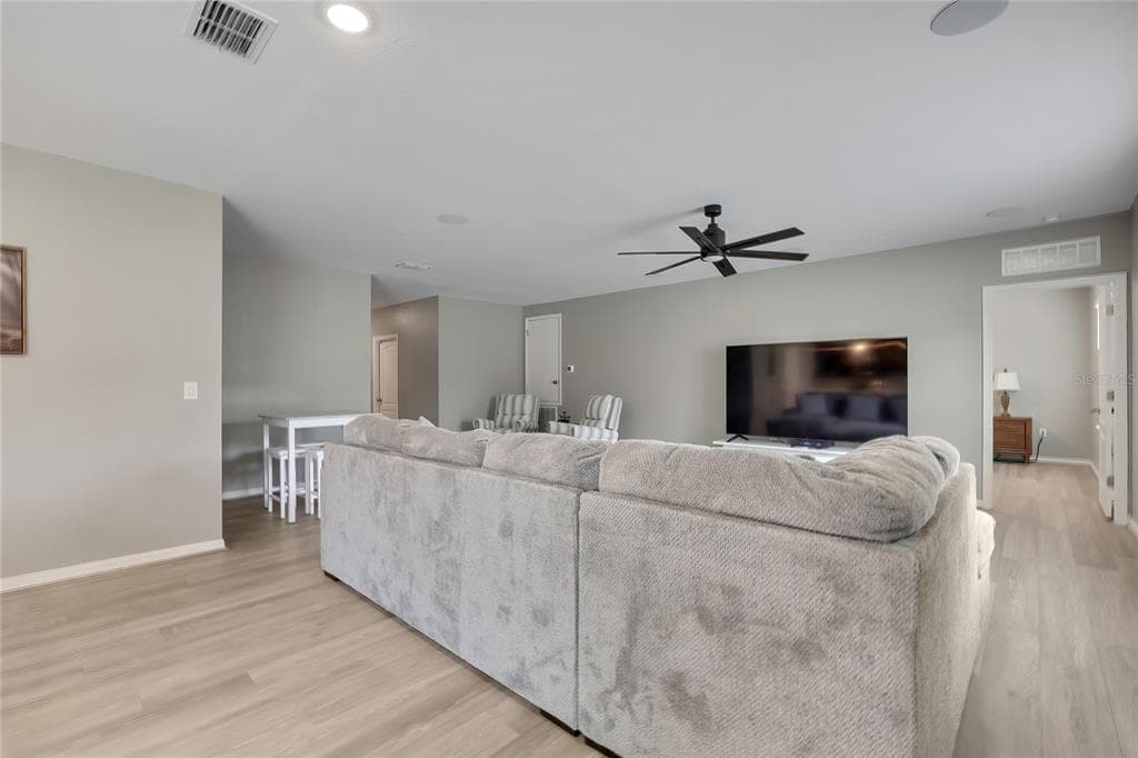 16125 MAGPIE ROAD, WEEKI WACHEE, FL 34614 — zdjęcie 4