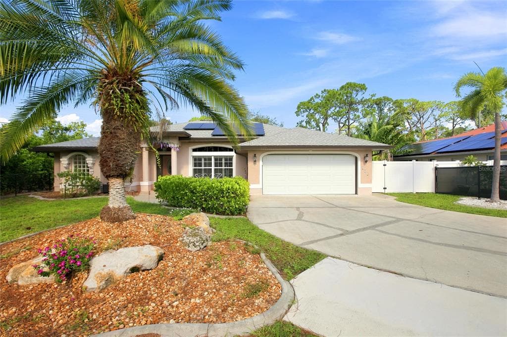 652 N ELM STREET, ENGLEWOOD, FL 34223