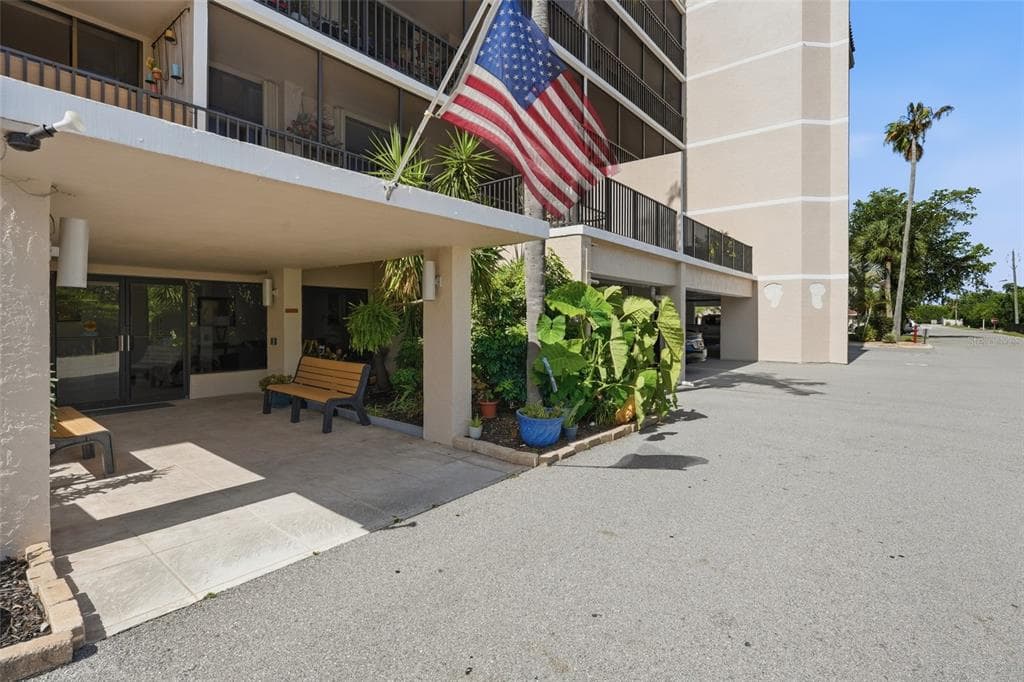 25188 MARION AVE # D307, PUNTA GORDA, FL 33950 — zdjęcie 3