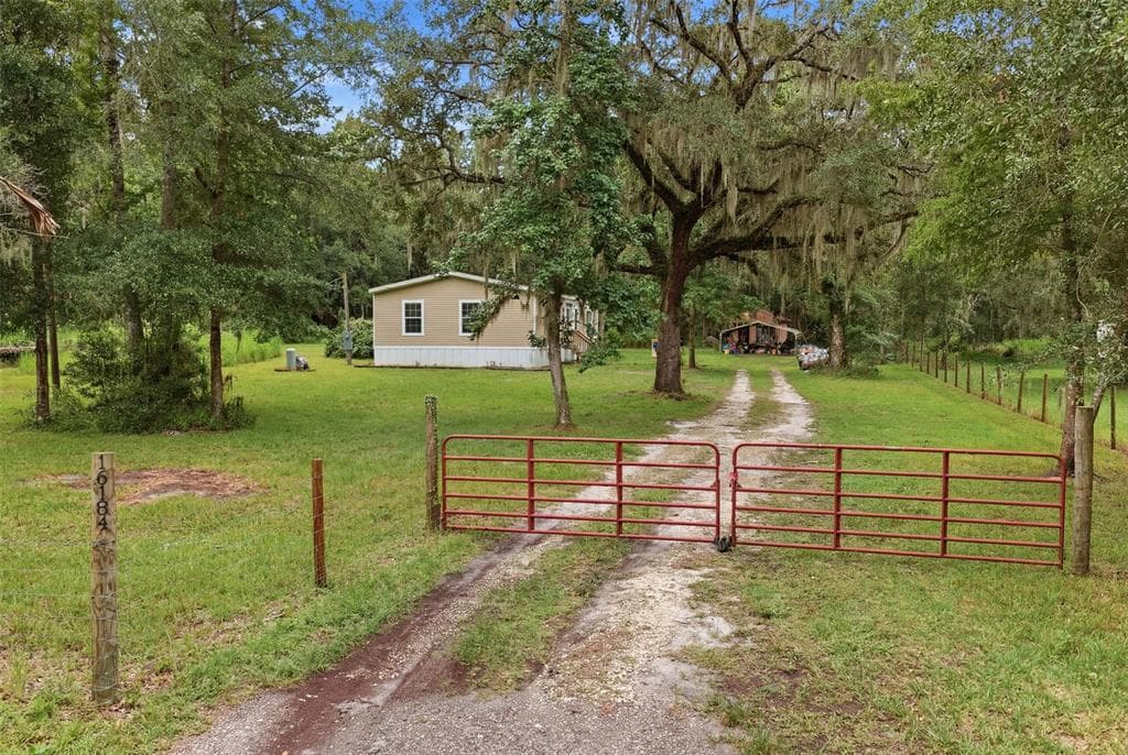 16184 PAXFORD LANE, BROOKSVILLE, FL 34601 — zdjęcie 2