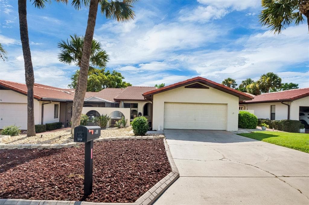 503 CLUBHOUSE DRIVE, LAKE WALES, FL 33898