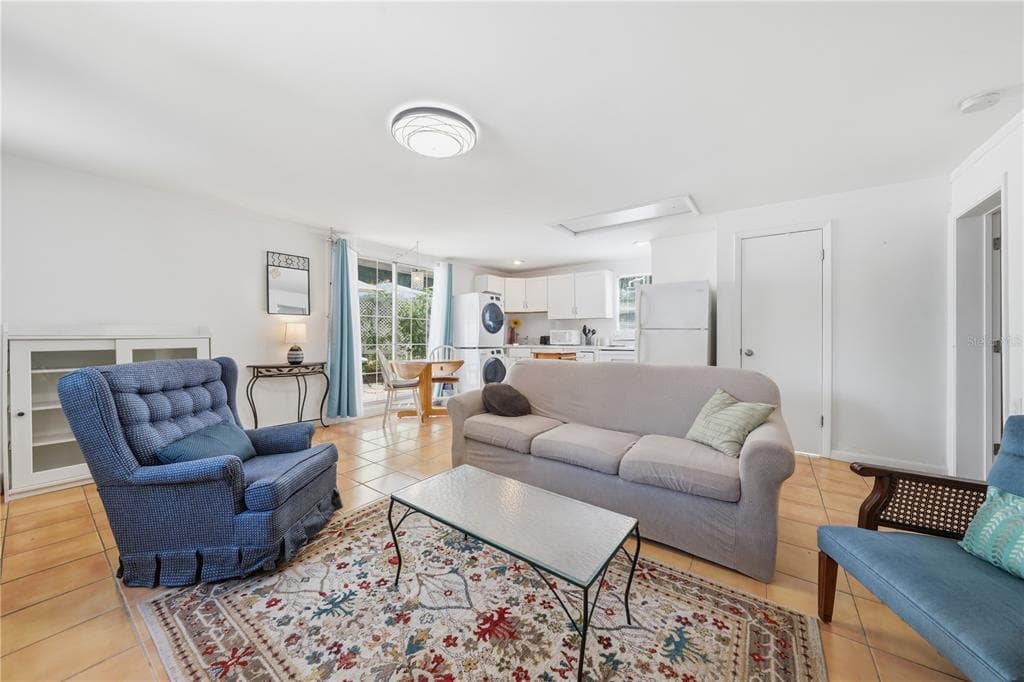 206 E 9TH AVENUE, MOUNT DORA, FL 32757 — zdjęcie 5