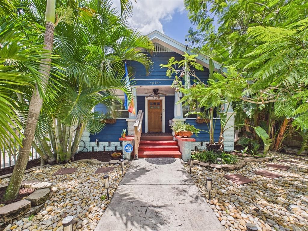 616 15TH STREET N, ST PETERSBURG, FL 33705 — zdjęcie 2