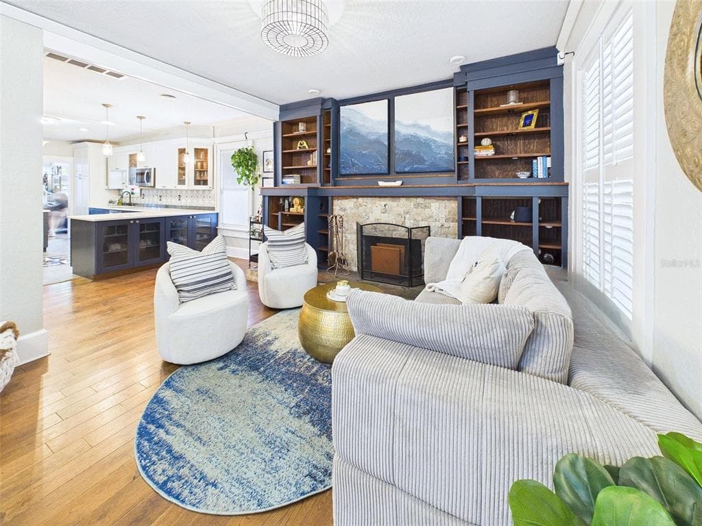 616 15TH STREET N, ST PETERSBURG, FL 33705 — zdjęcie 4