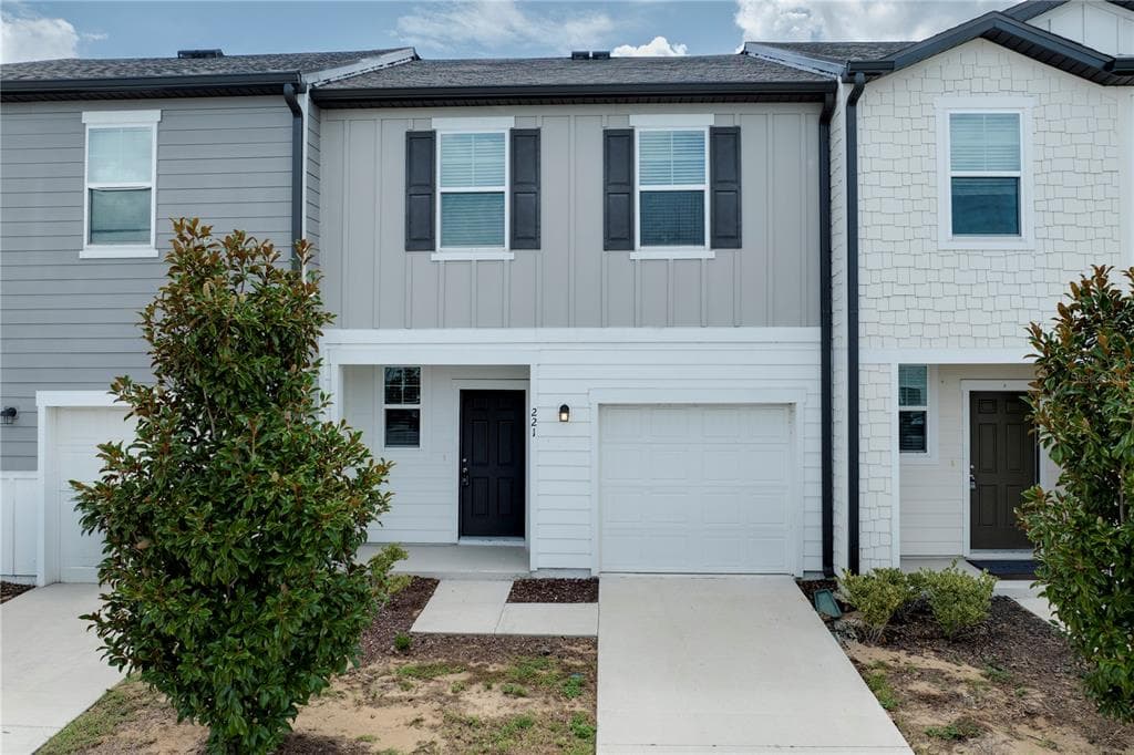 221 MANDOVI STREET, DAVENPORT, FL 33837