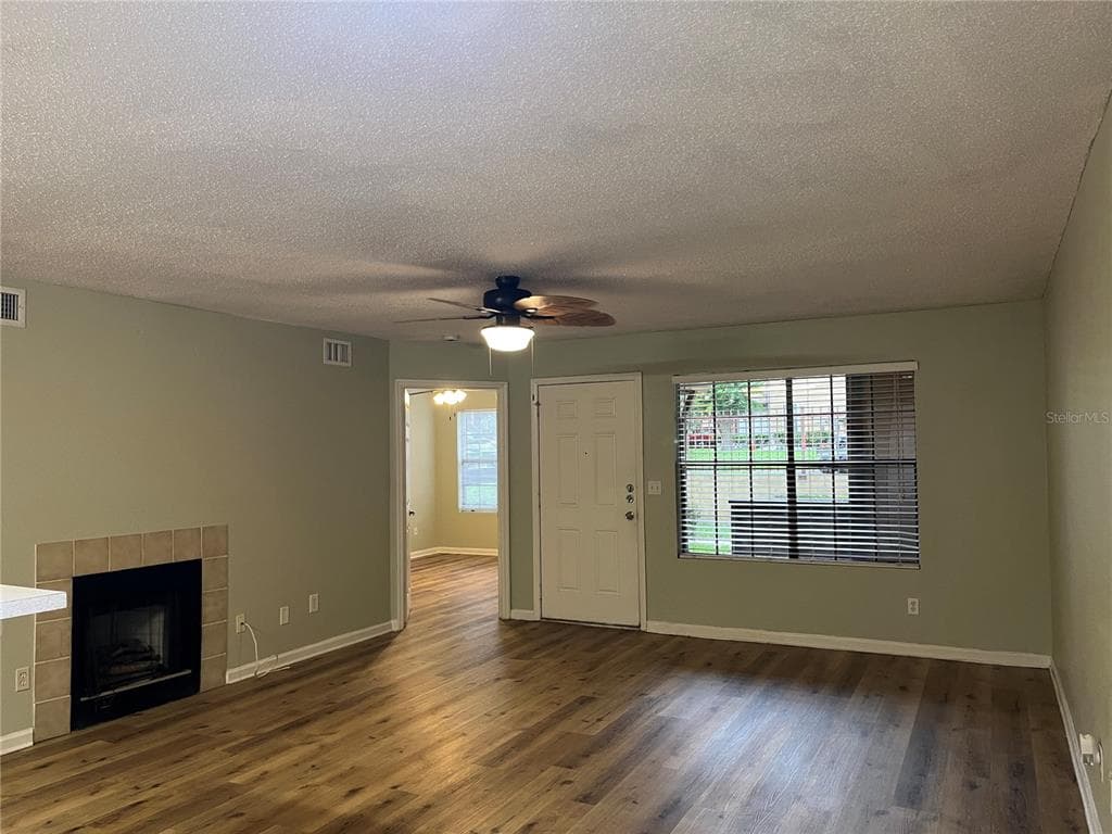 355 LAKEPOINTE DRIVE # 102, ALTAMONTE SPRINGS, FL 32701 — zdjęcie 4