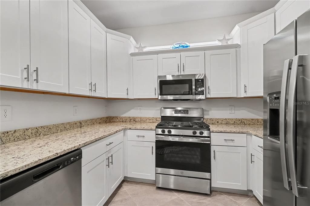 17848 PALMETTO PASS LANE, PUNTA GORDA, FL 33982 — zdjęcie 4