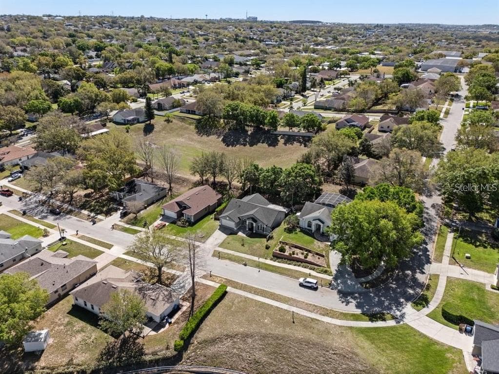 834 HIGH POINTE CIRCLE, MINNEOLA, FL 34715 — zdjęcie 4