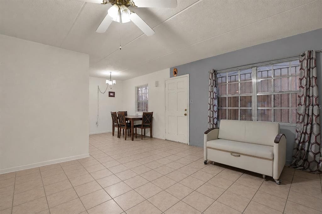 4701 CHRISTA COURT # 341, TAMPA, FL 33614 — zdjęcie 3