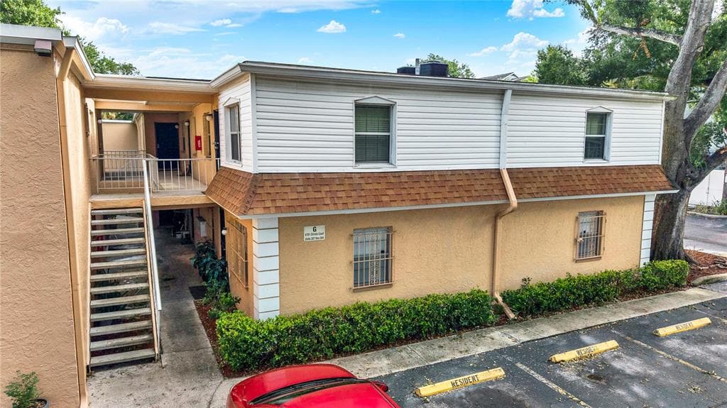 4701 CHRISTA COURT # 341, TAMPA, FL 33614