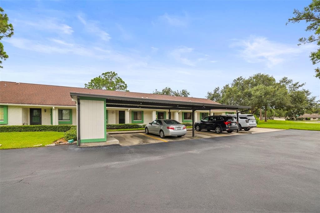 2556 ROYAL PINES CIRCLE # 13-C, CLEARWATER, FL 33763